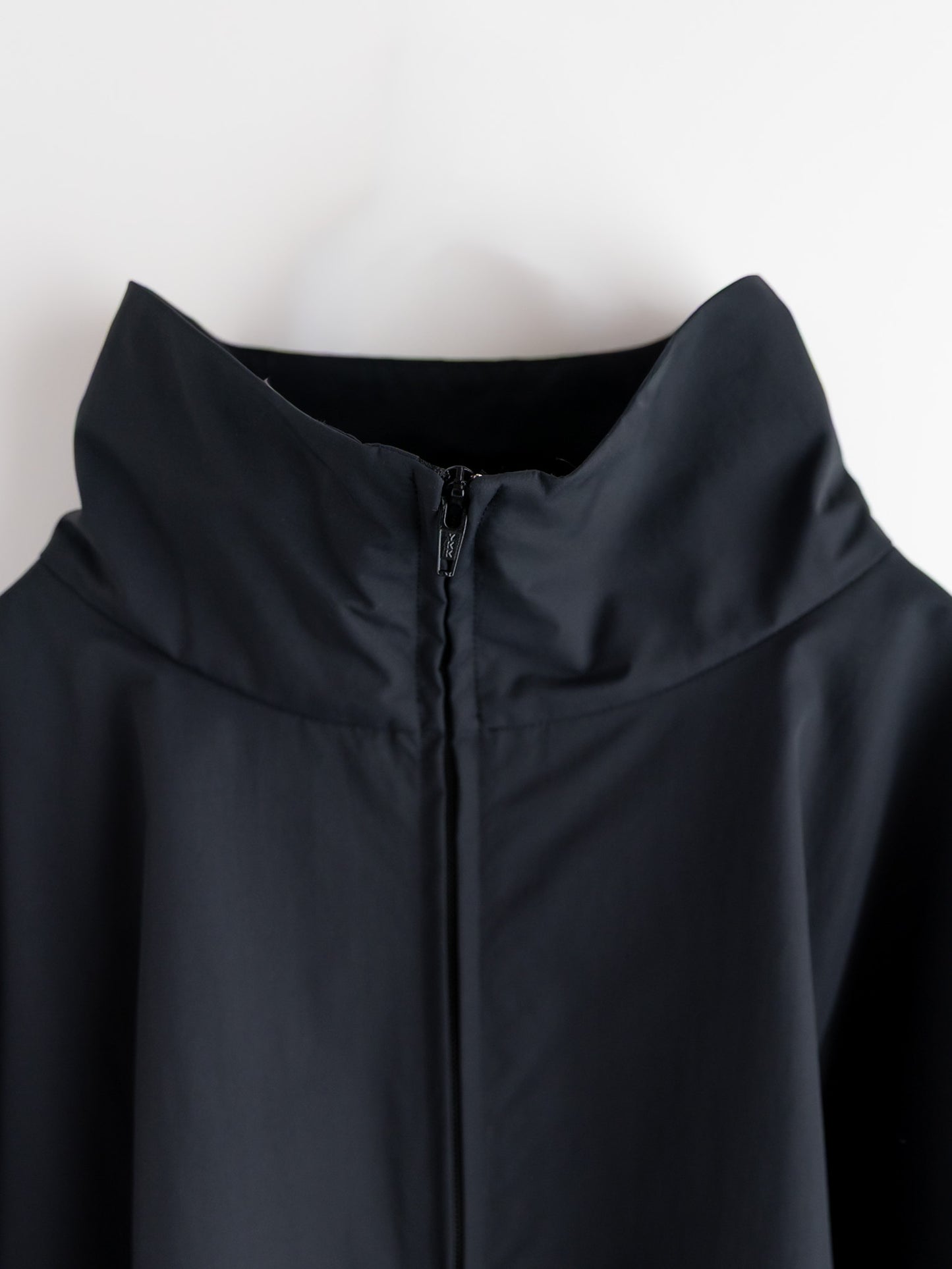 pre order / big nylon blouson