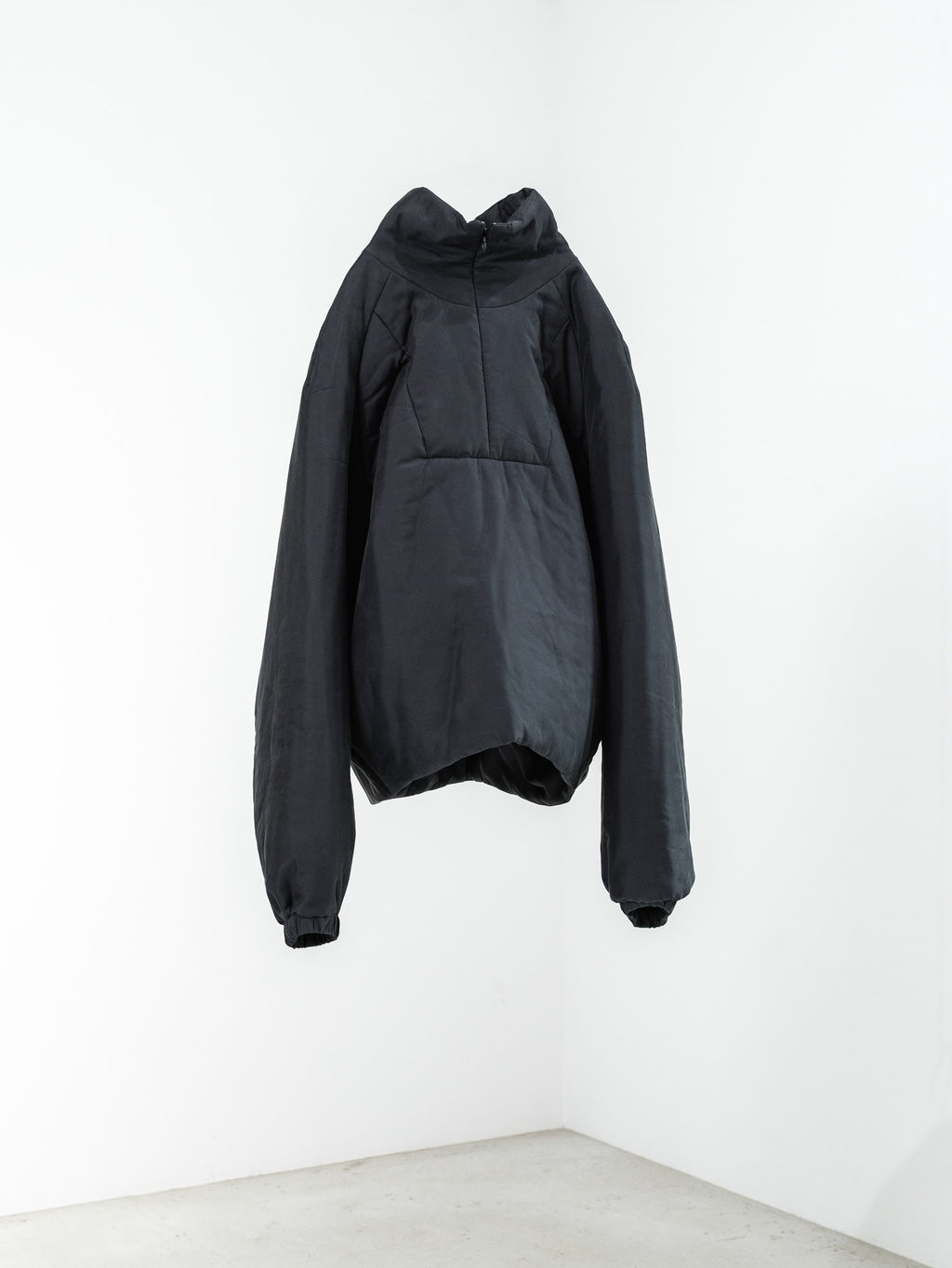 Pre-order / padded pullover