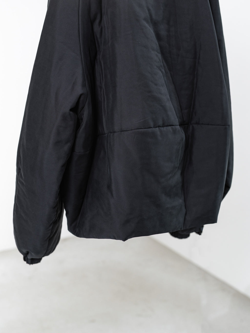 Pre-order / padded pullover