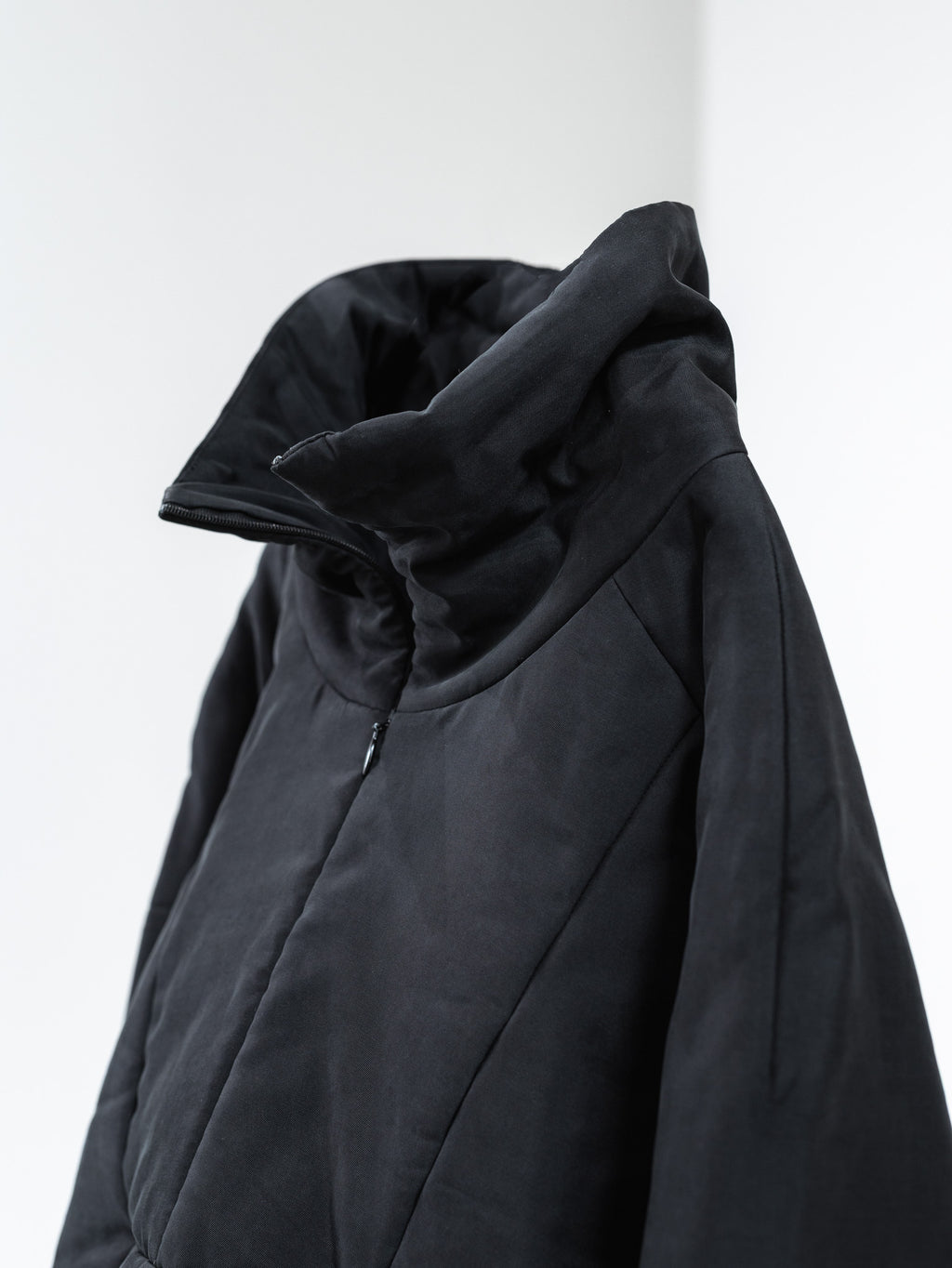 Pre-order / padded pullover