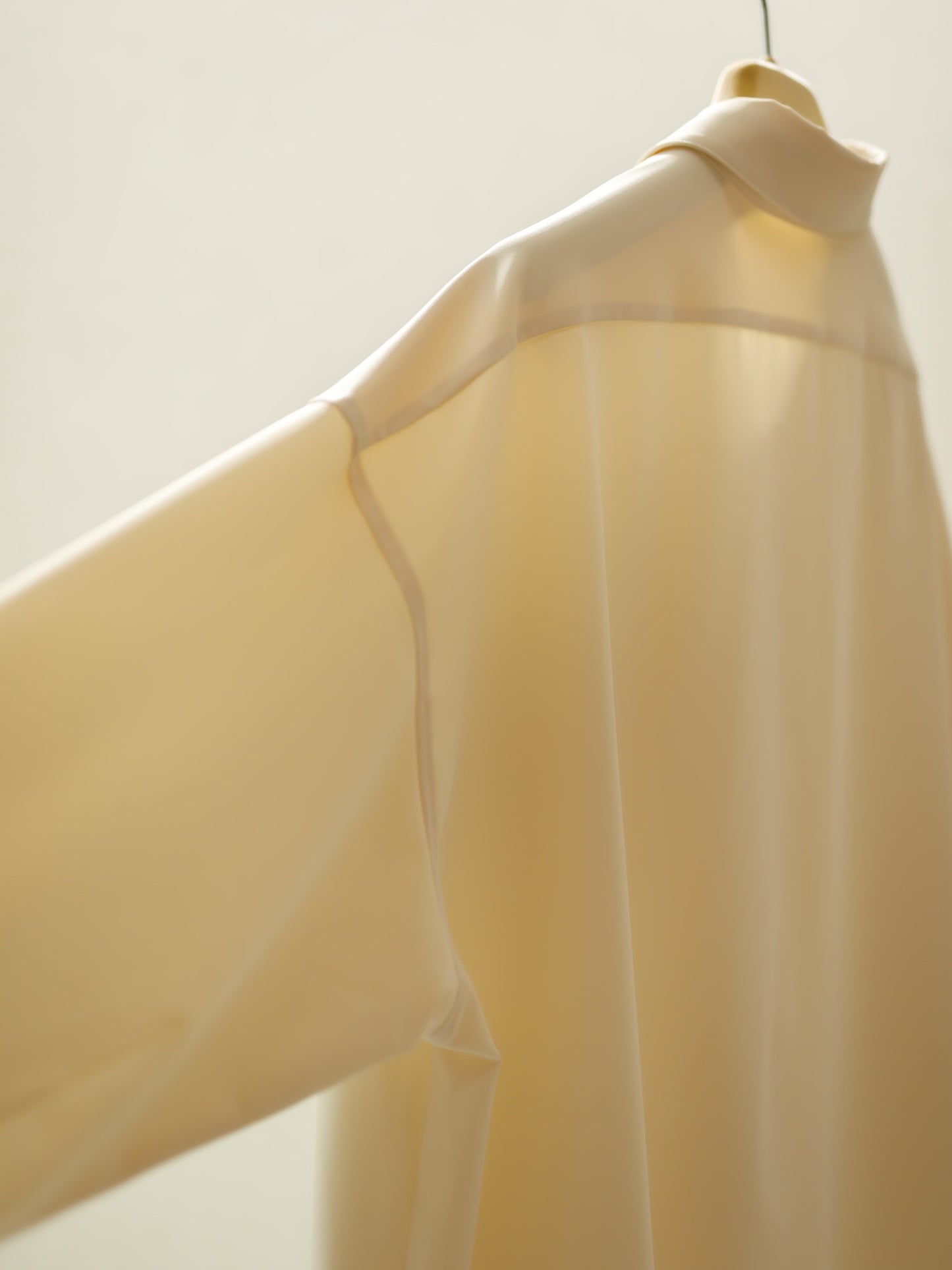 long sleeve shirt (white)