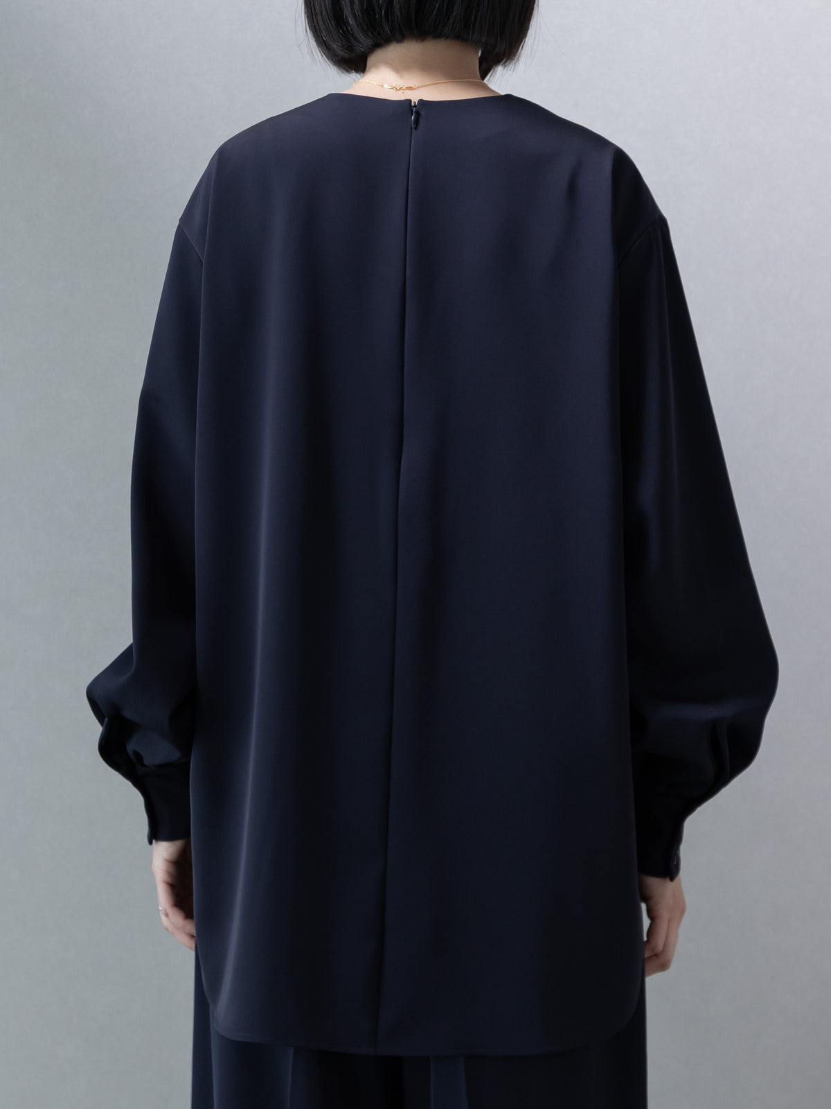 【pre order】round neck blouse -triacetate-