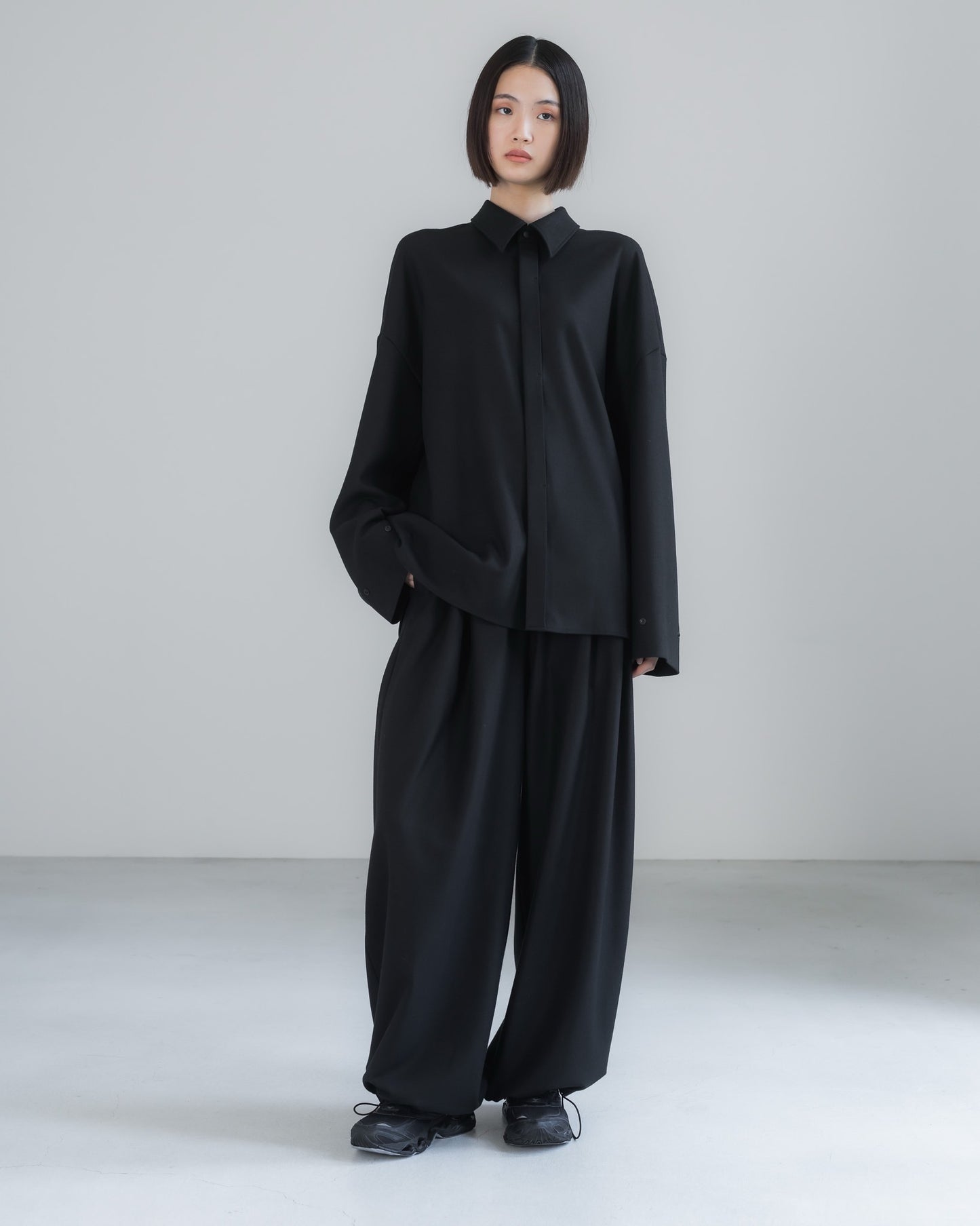 pre order / double brushed shirt (black)