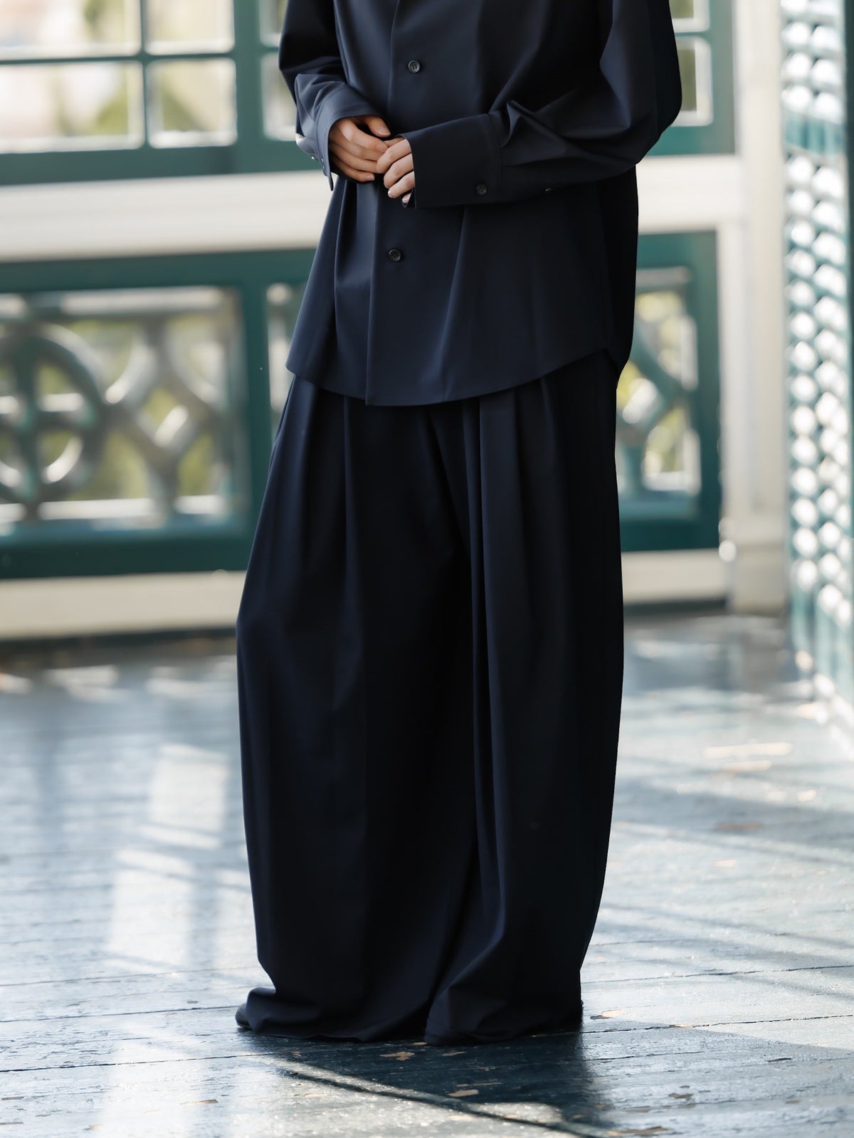 2-tuck so-wide pants (navy)