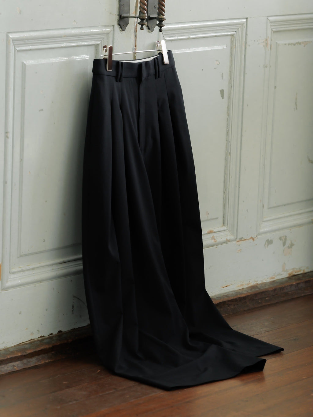 2-tuck so-wide pants (navy)