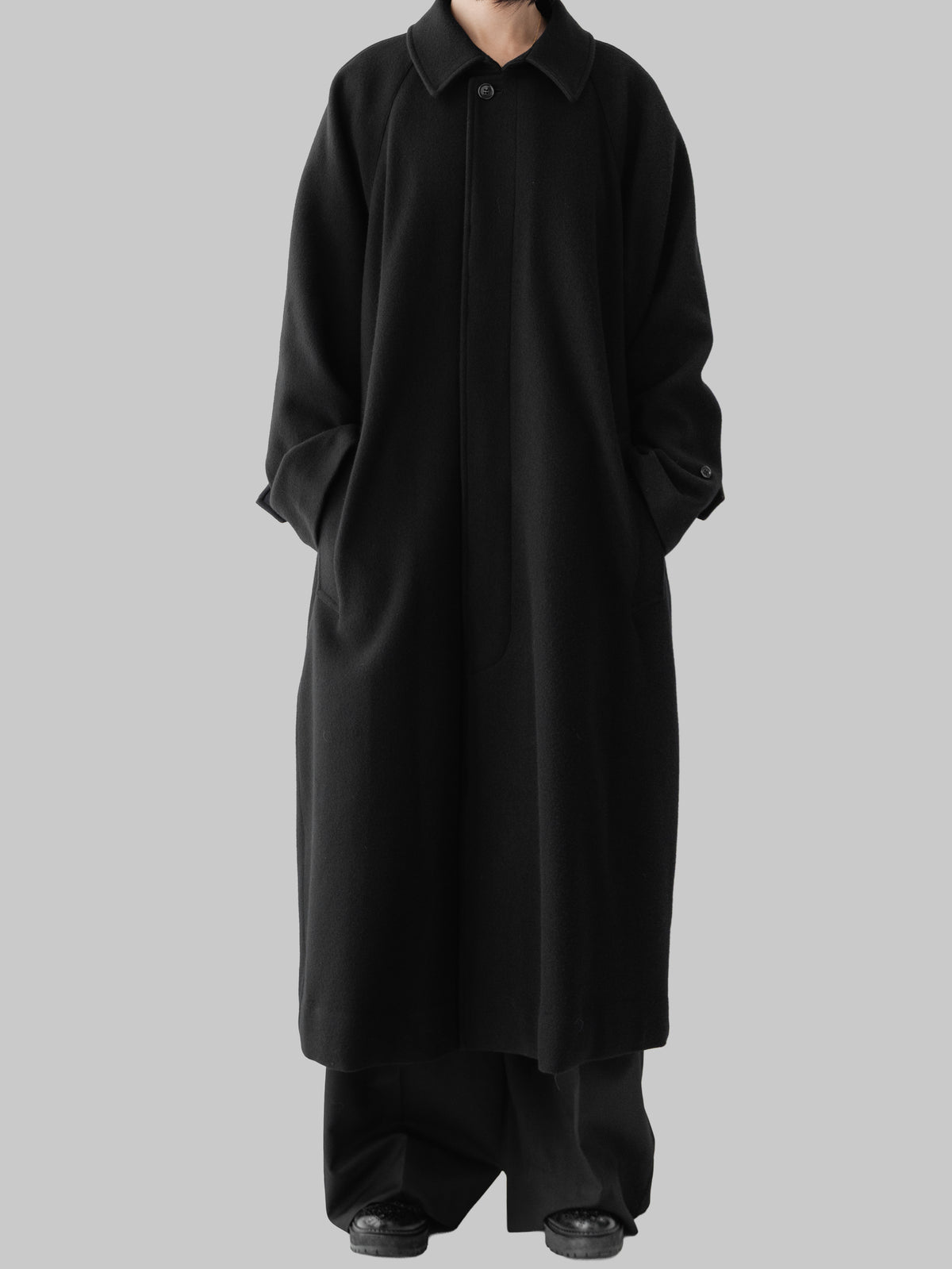 【pre order】Balmacaan coat (black)