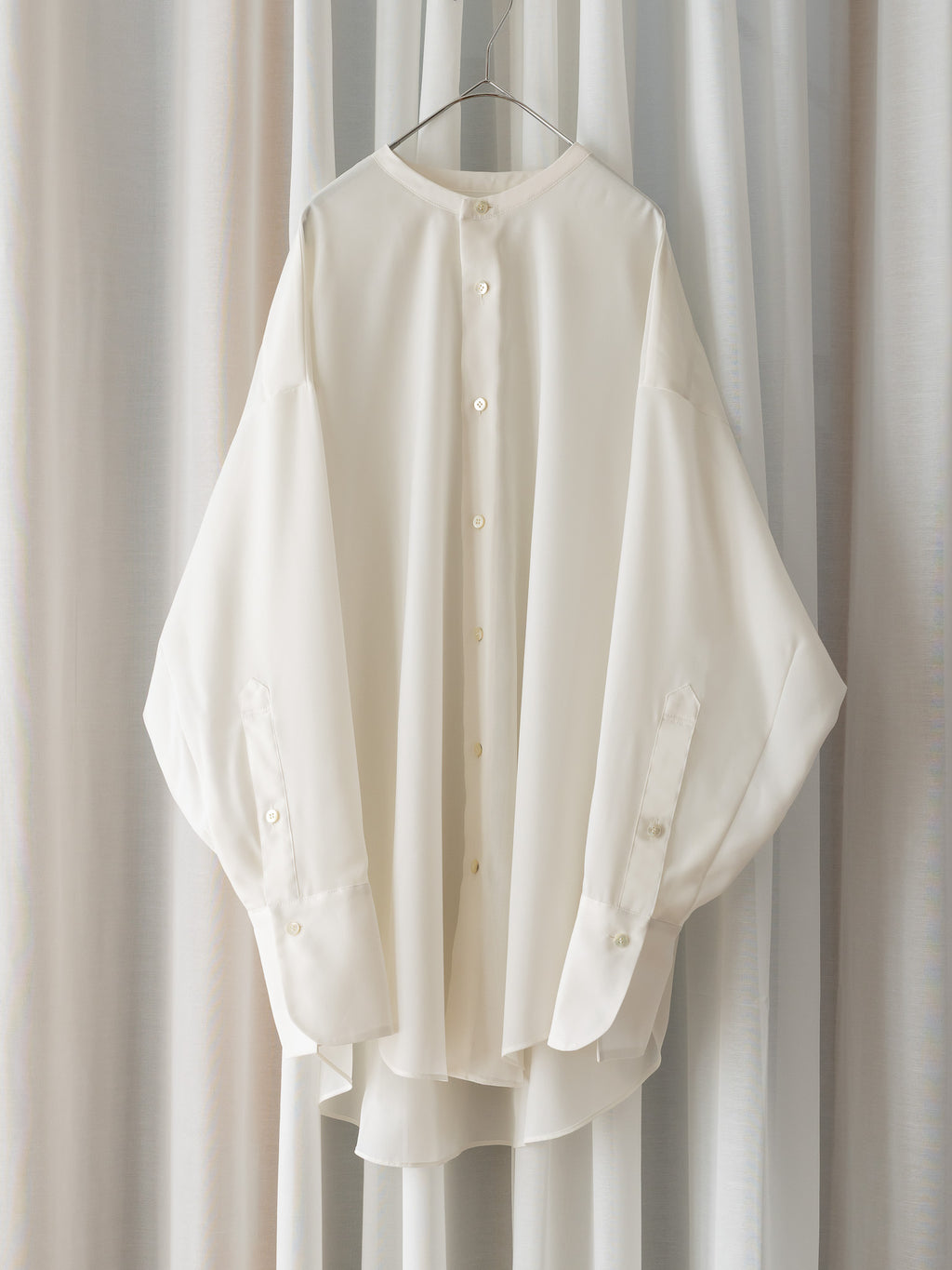 calm air shirt(white)