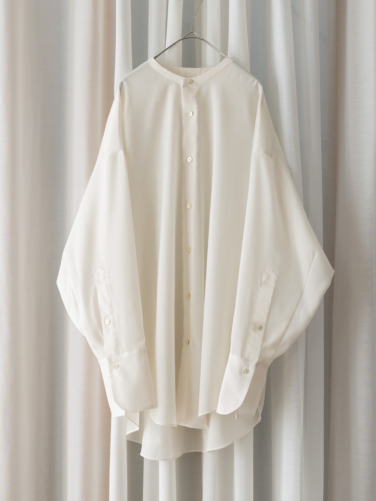 calm air shirt(white)