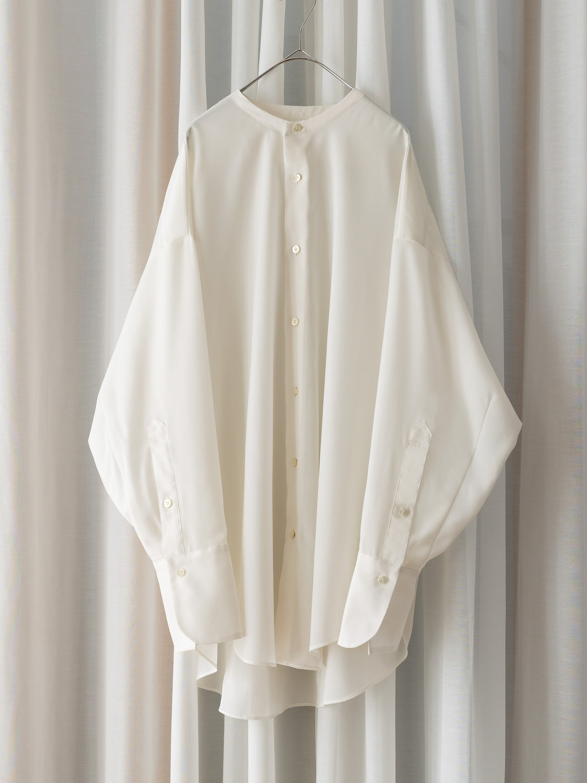 calm air shirt(white)